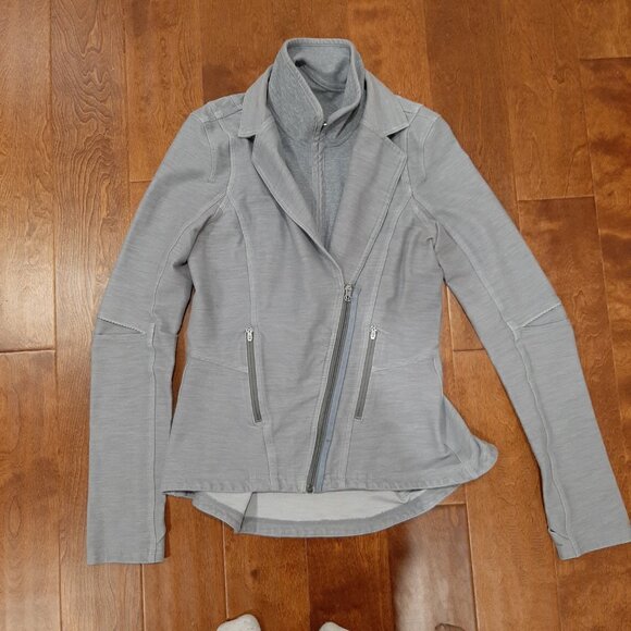Rare Lululemon moto detail jacket - Picture 6 of 14